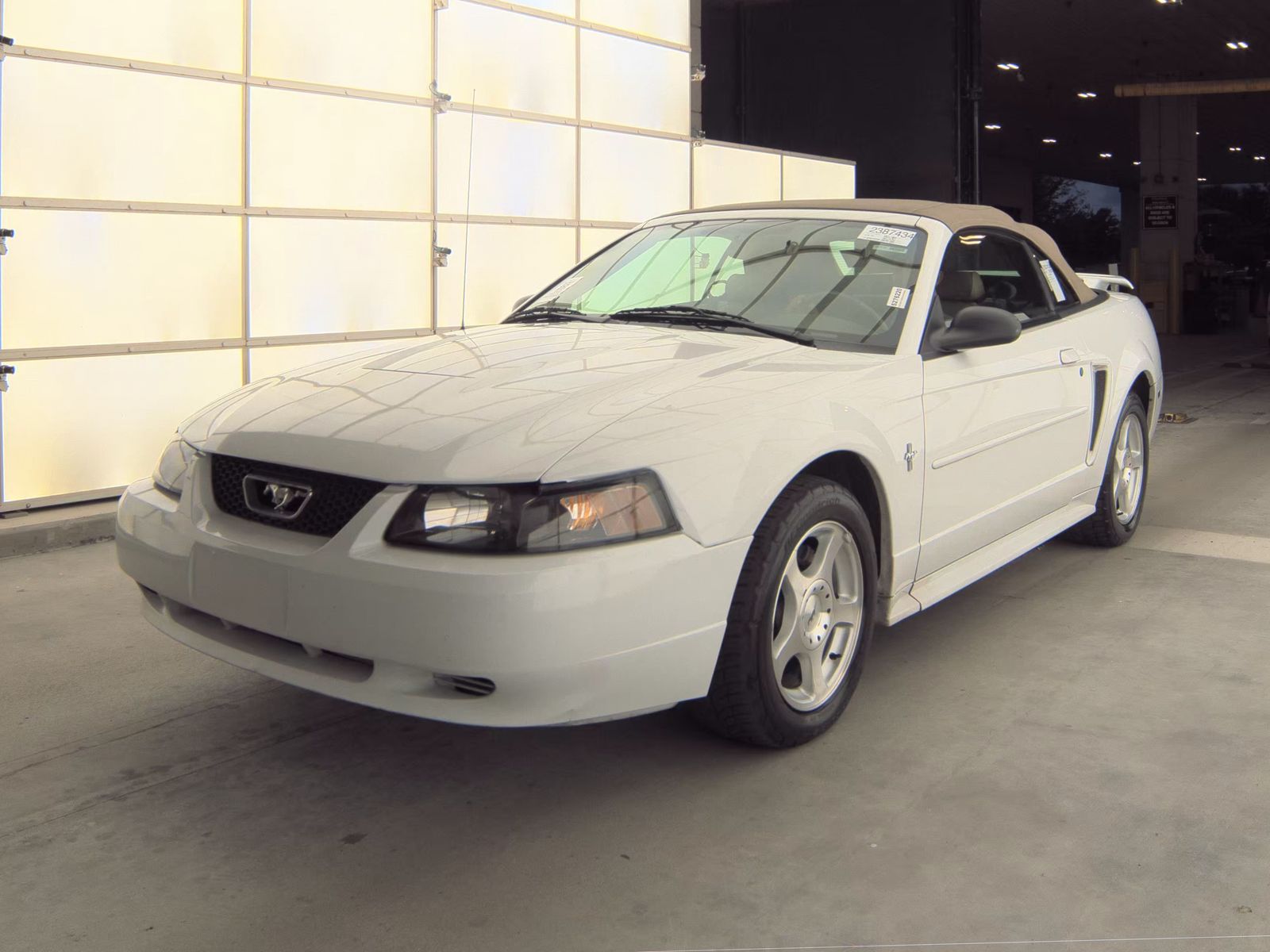 FORD MUSTANG - 1
