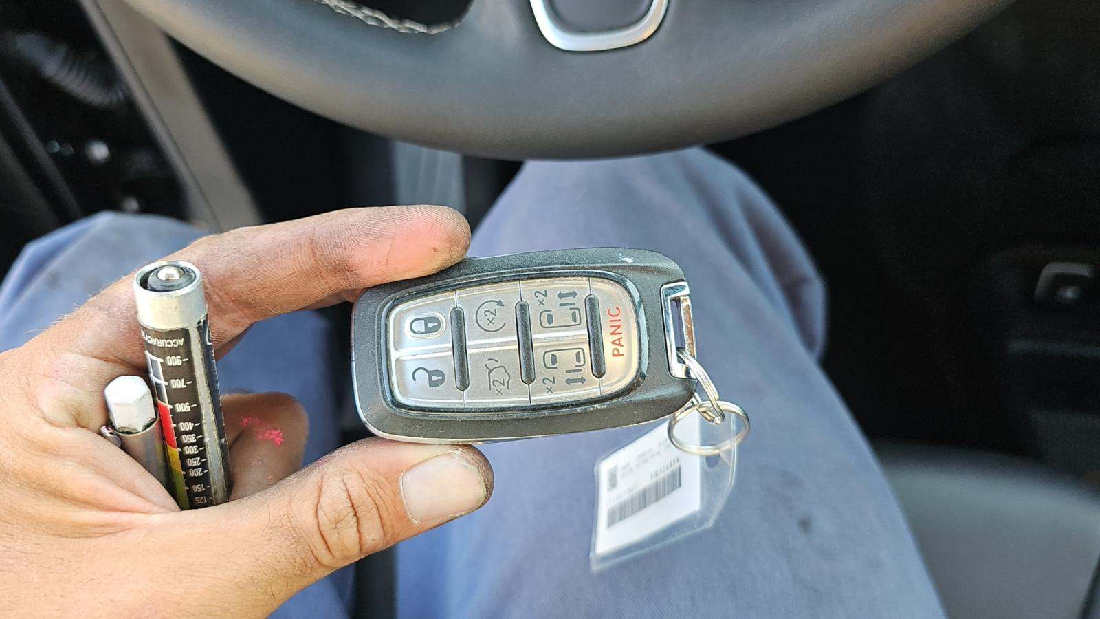 2025 Chrysler Pacifica Select FWD