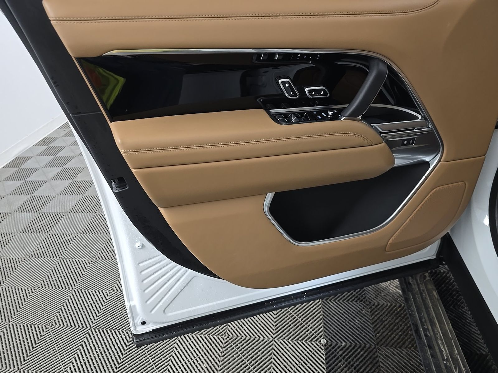 LAND ROVER RANGE ROVER - 10