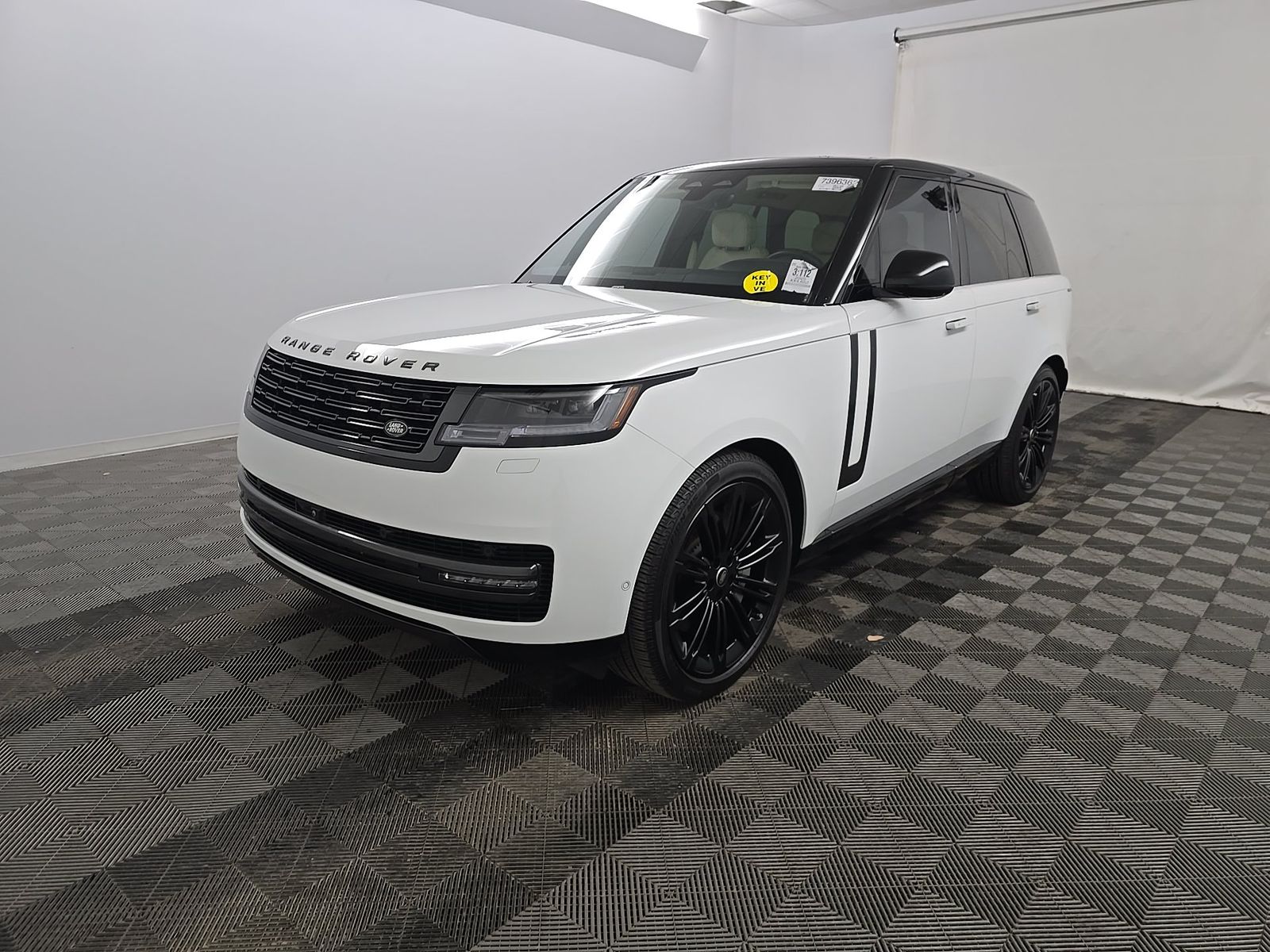 LAND ROVER RANGE ROVER - 1