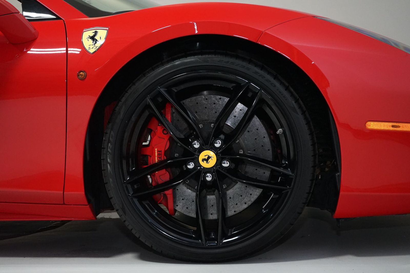2018 Ferrari 488 Base RWD