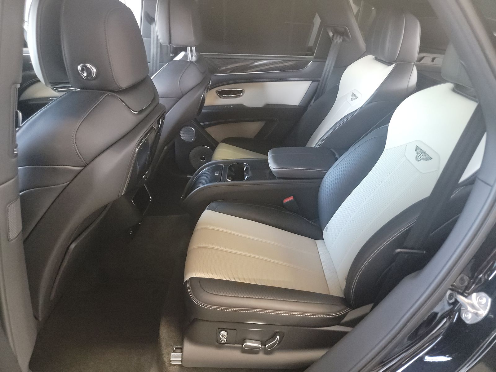 2021 Bentley Bentayga V8 AWD