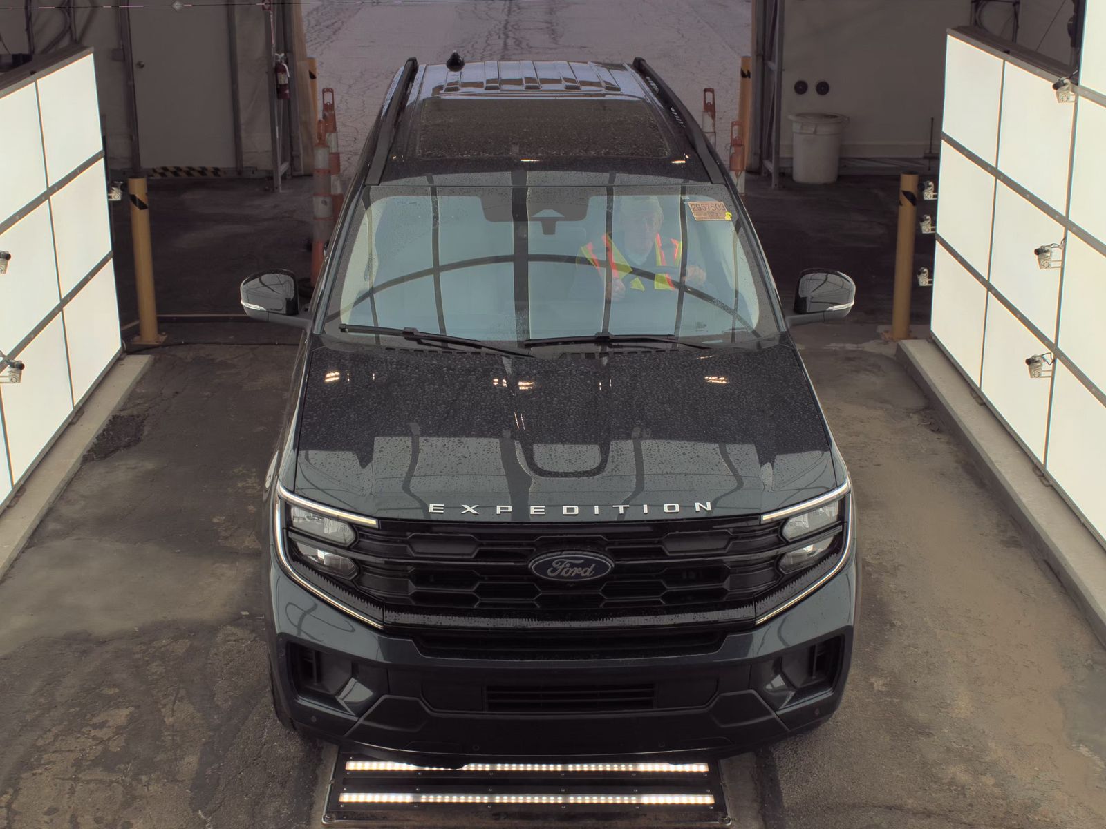 FORD EXPEDITION MAX - 3