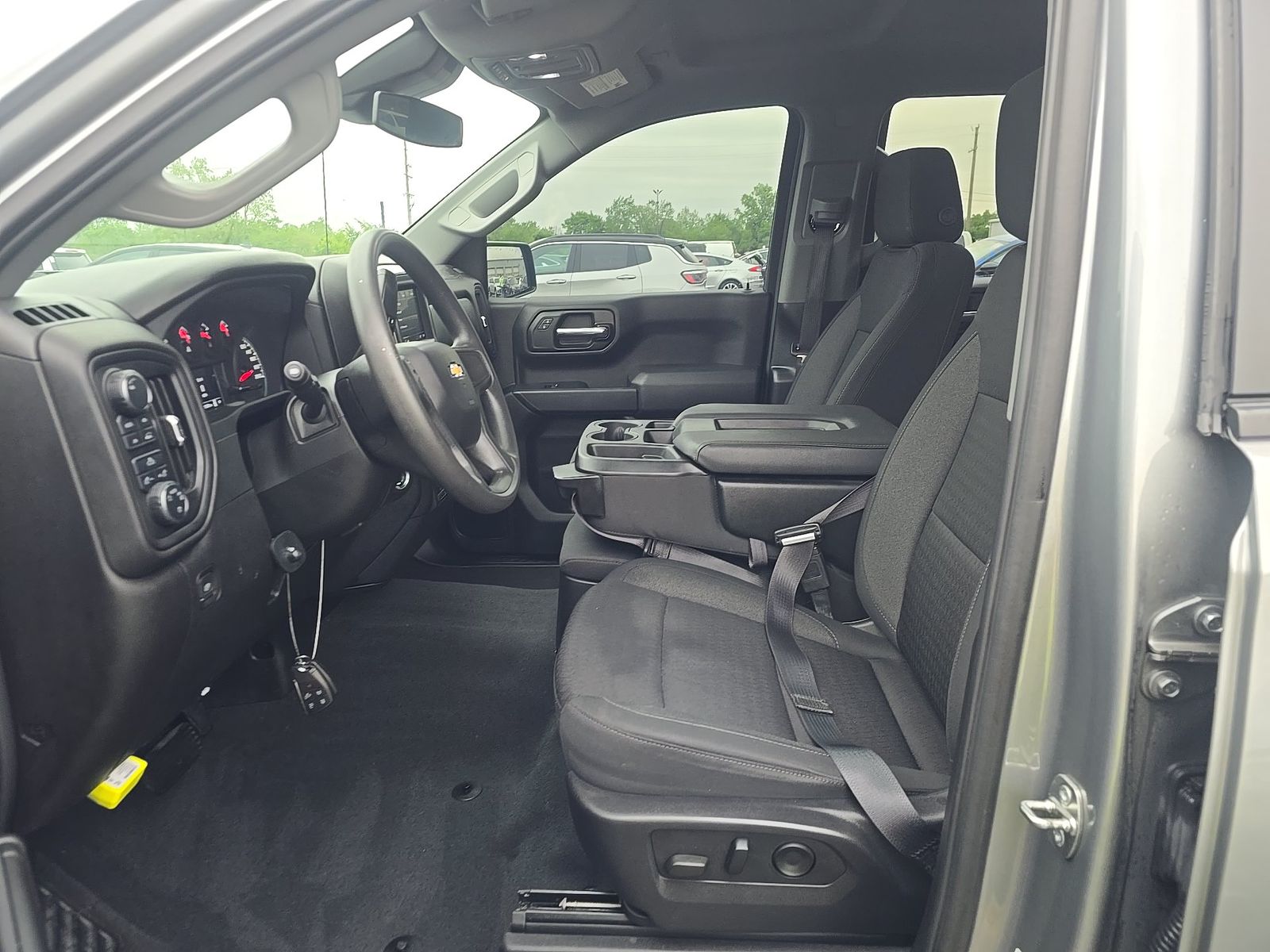 2024 Chevrolet Silverado 1500 Custom AWD