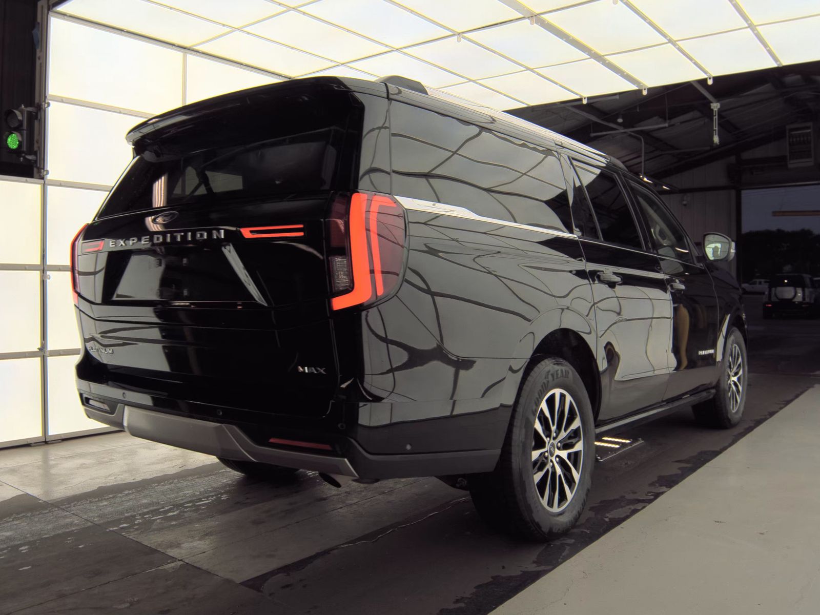 FORD EXPEDITION MAX - 6