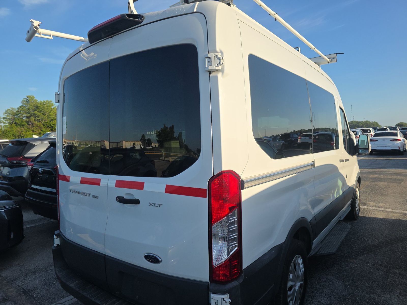 FORD TRANSIT 150 - 5