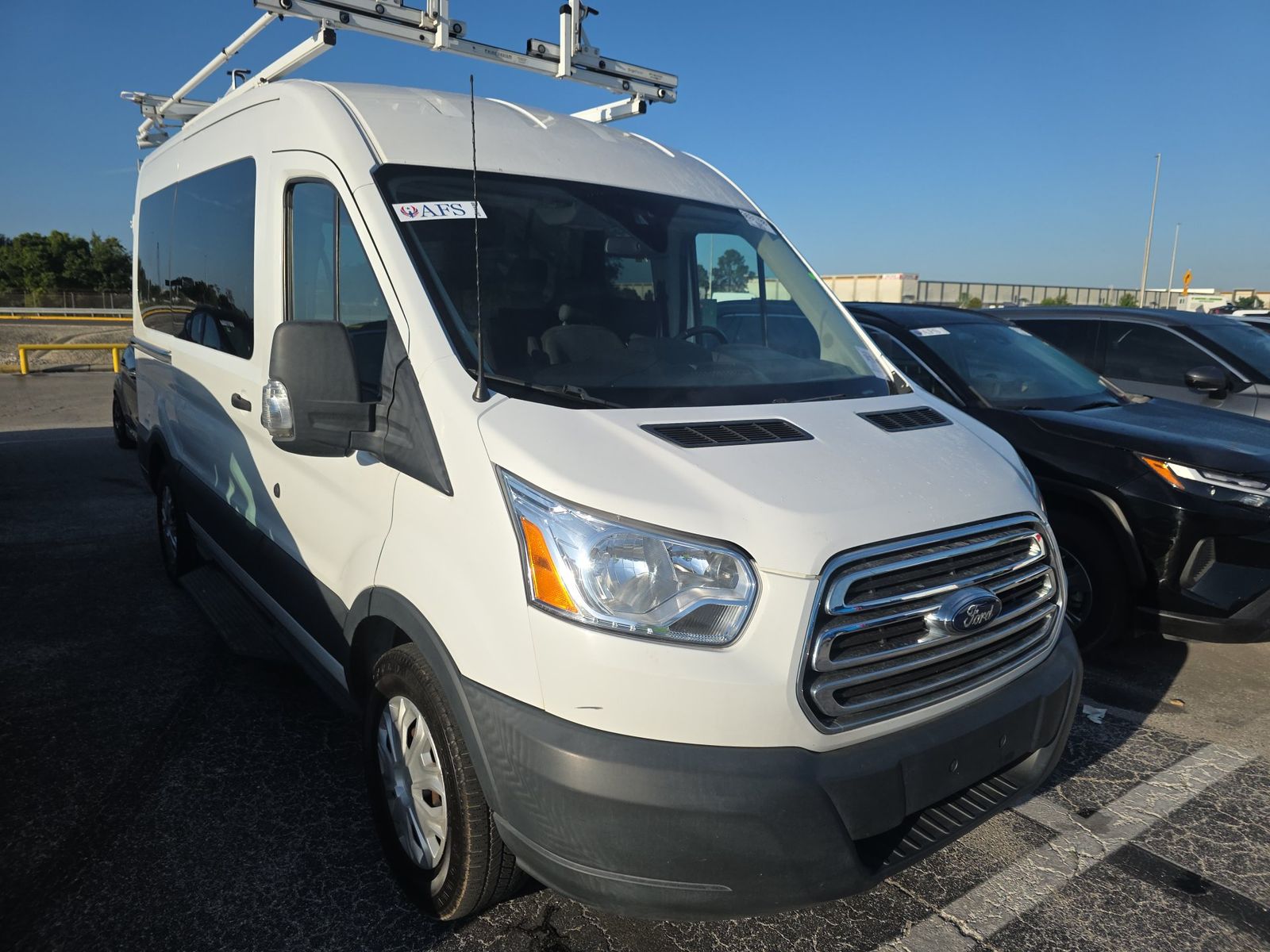 FORD TRANSIT 150 - 4
