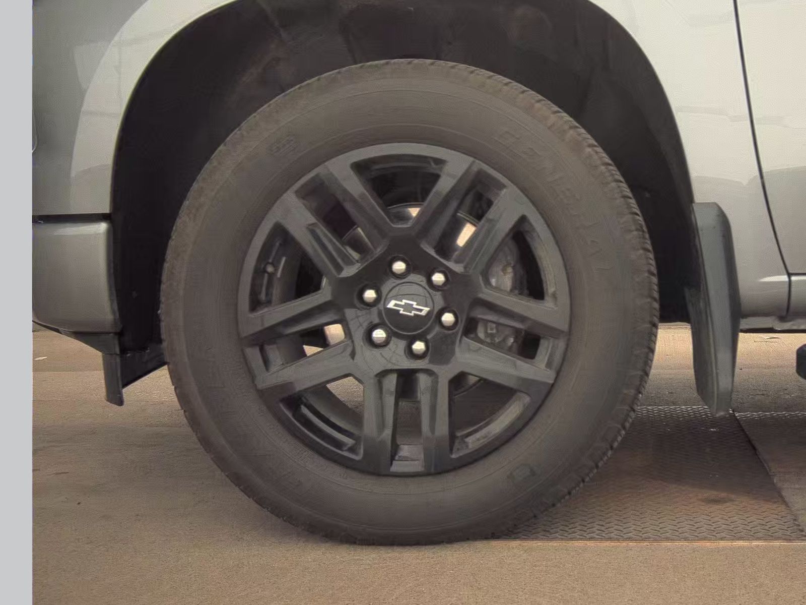 2024 Chevrolet Silverado 1500 Custom AWD
