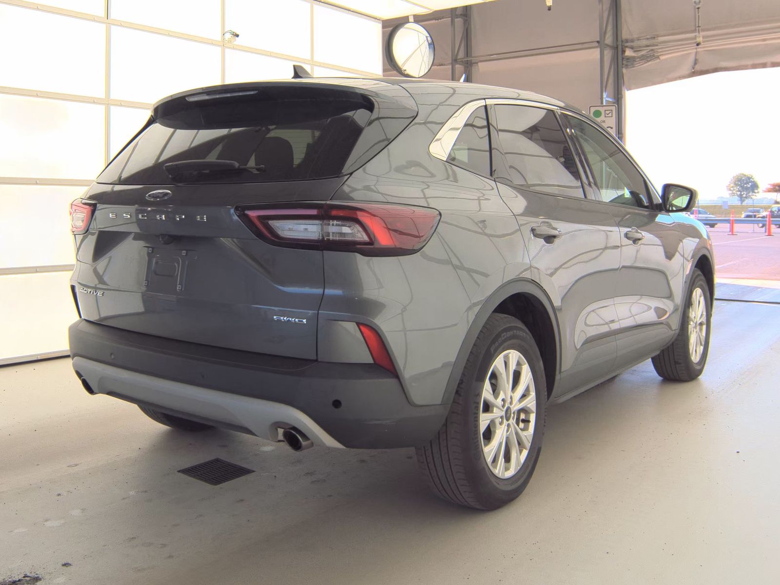 FORD ESCAPE - 6
