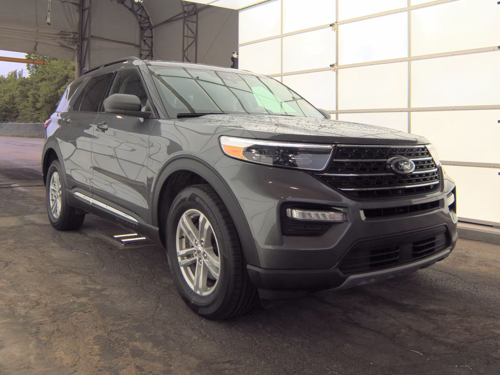FORD EXPLORER - 5