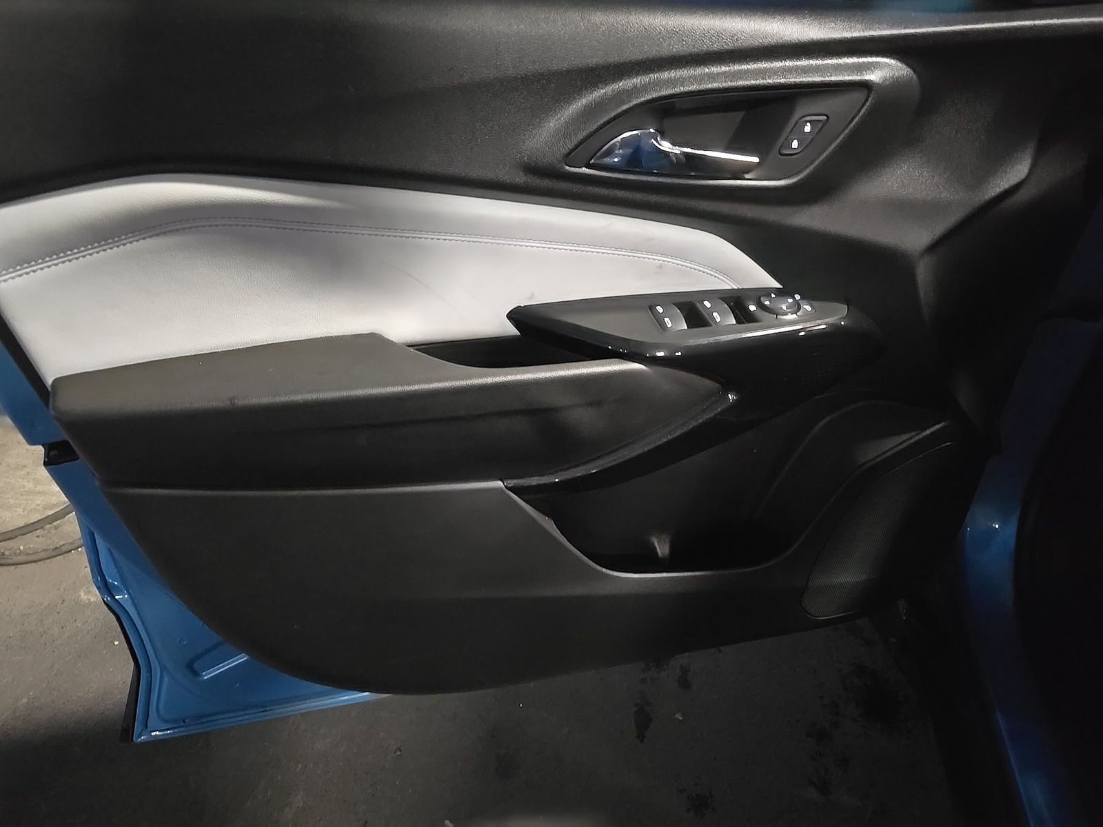 CHEVROLET TRAX - 10