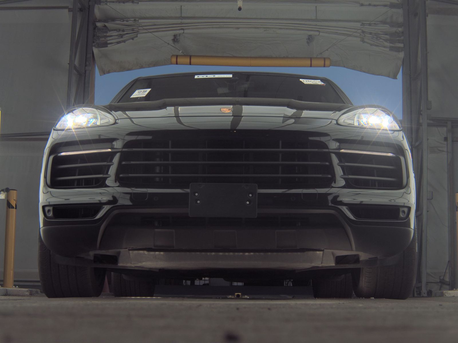 PORSCHE CAYENNE - 4