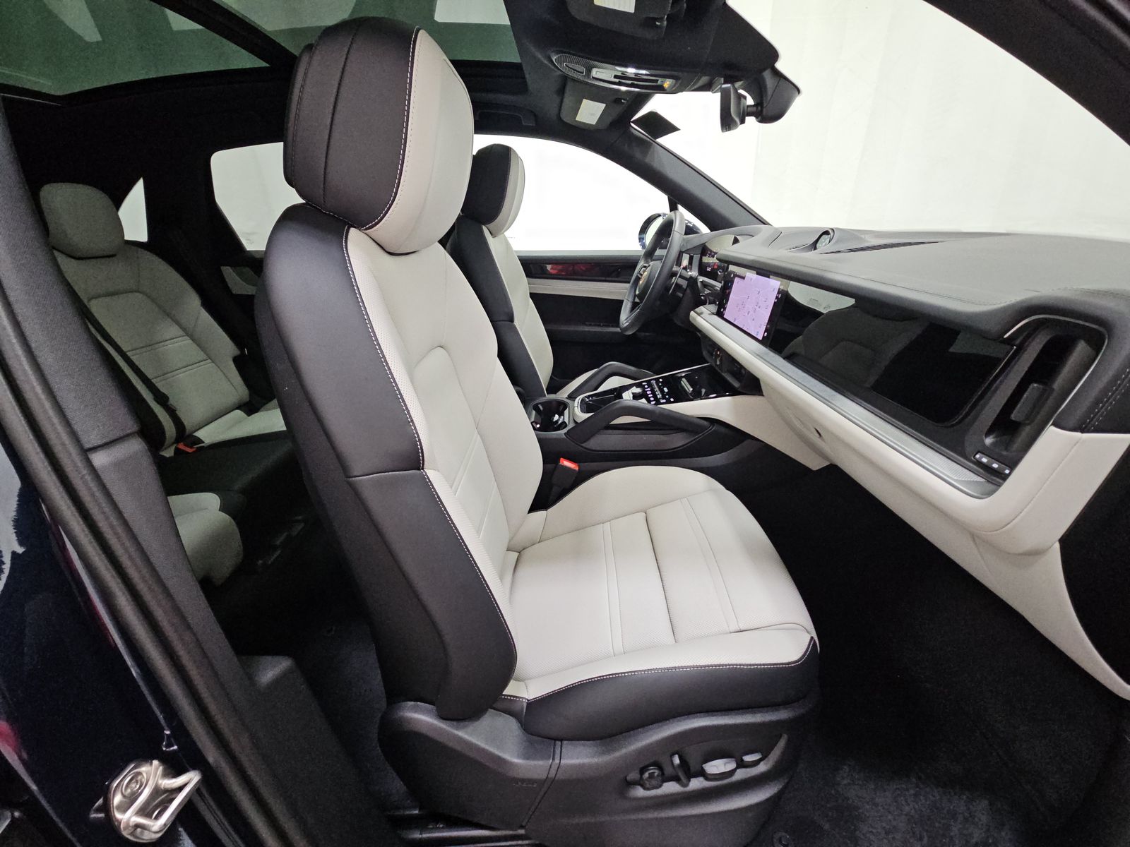 PORSCHE CAYENNE - 9