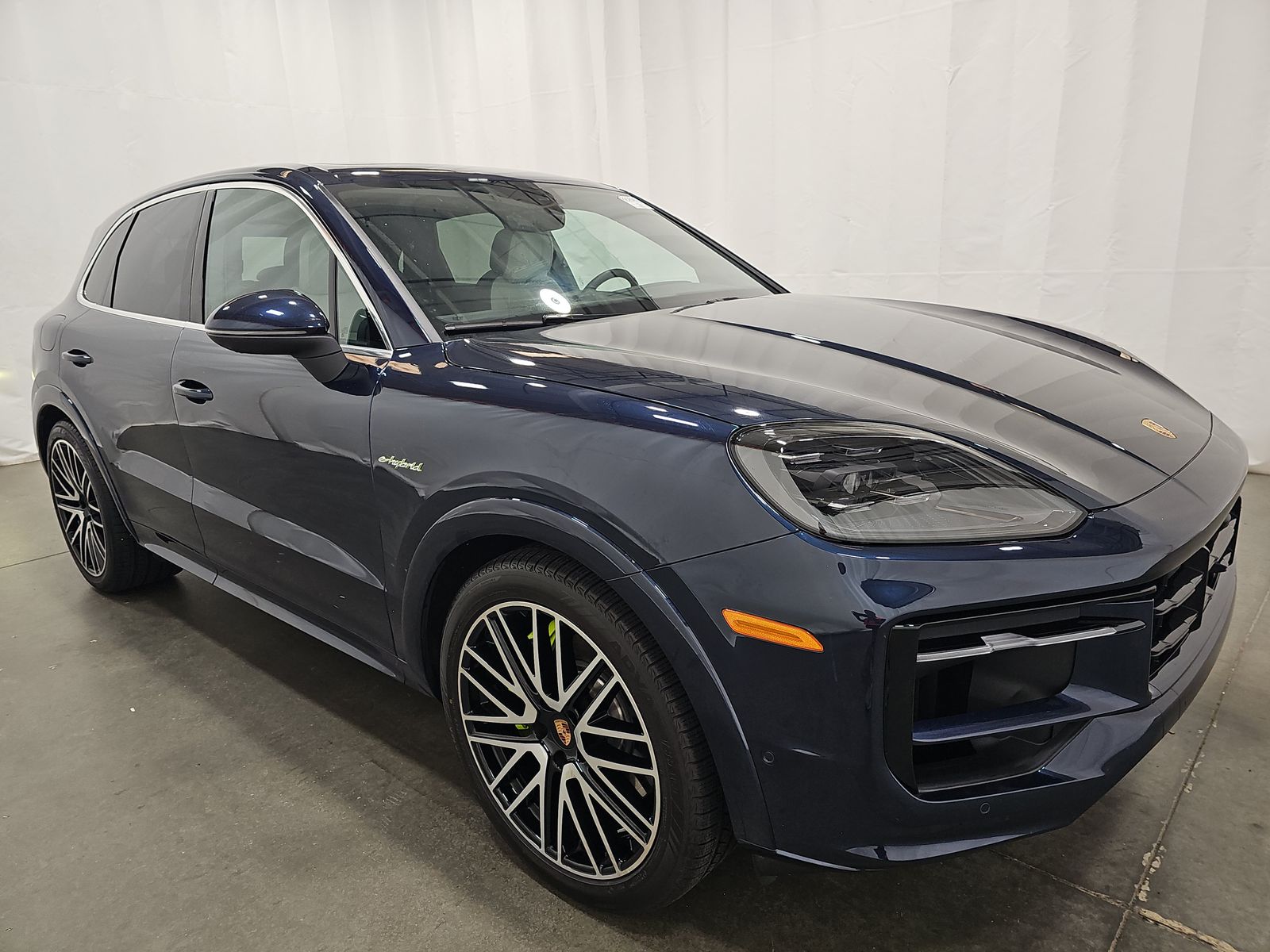 PORSCHE CAYENNE - 4