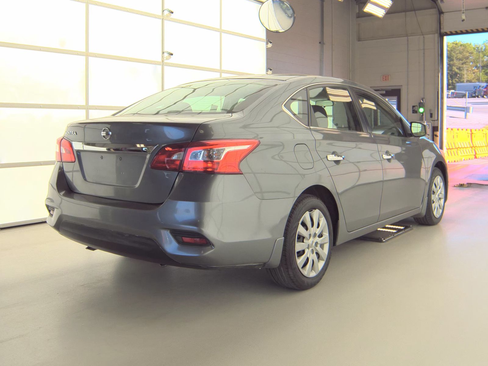 NISSAN SENTRA - 6