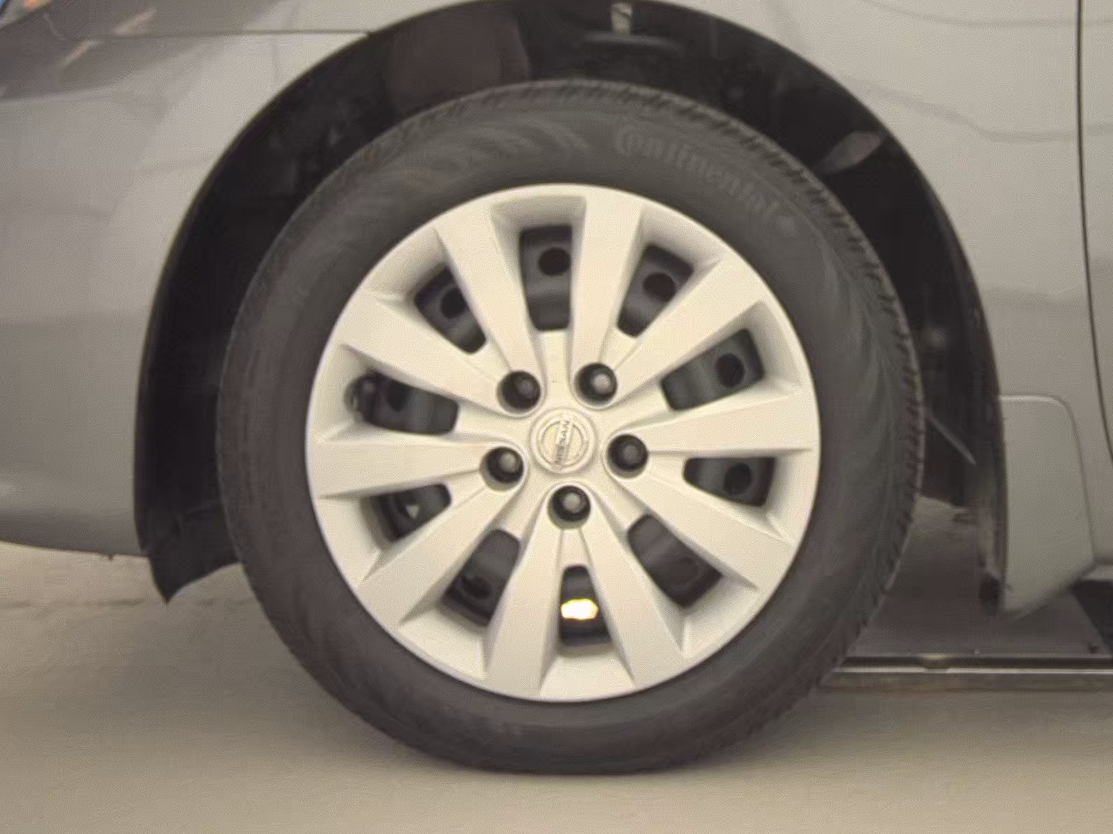 NISSAN SENTRA - 10