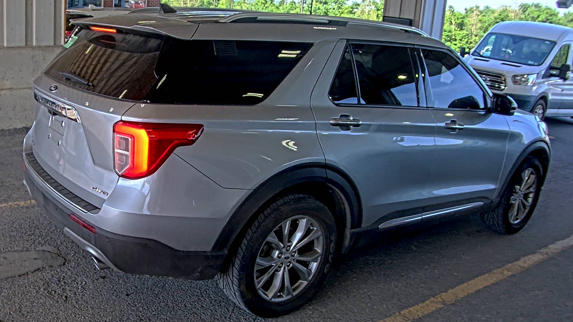FORD EXPLORER - 5