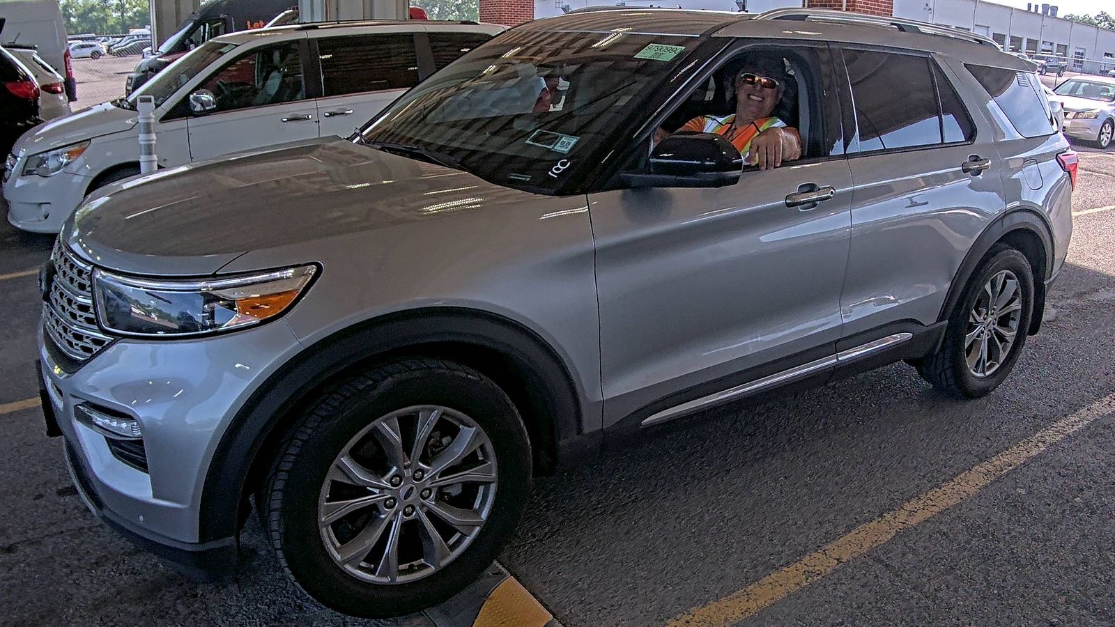FORD EXPLORER - 1