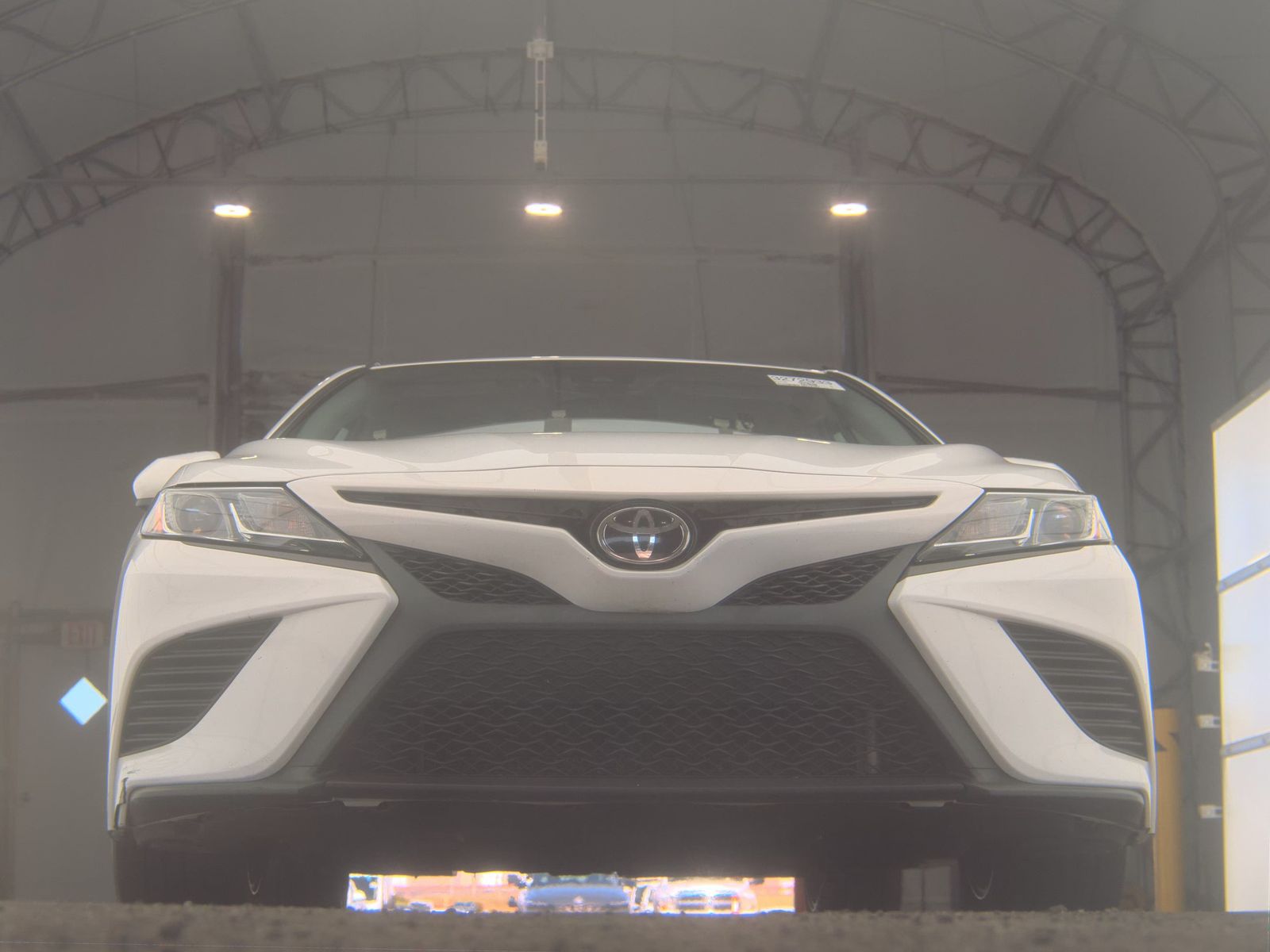 TOYOTA CAMRY - 4