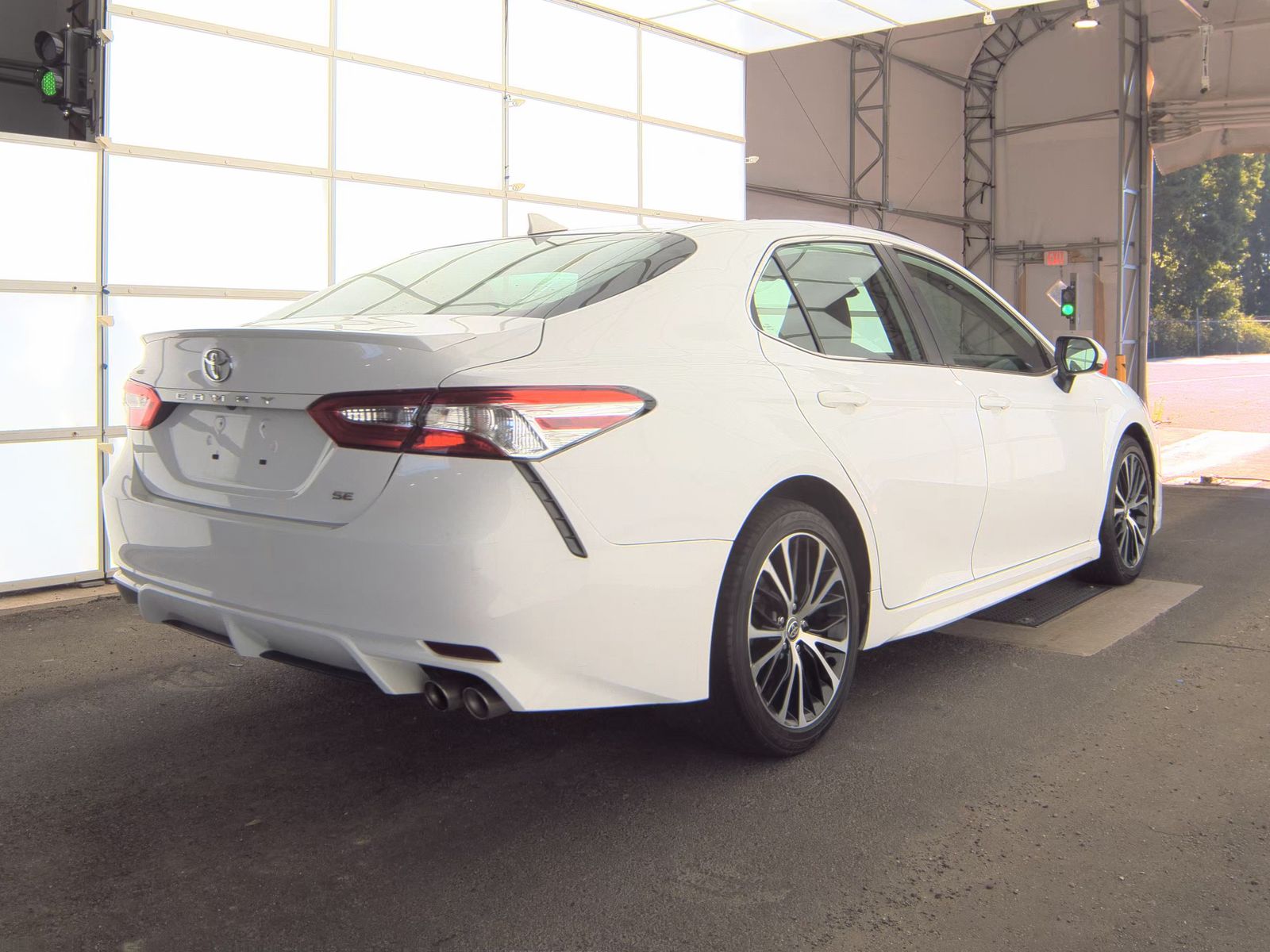 TOYOTA CAMRY - 6