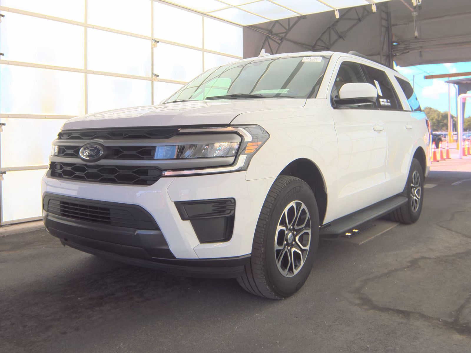 FORD EXPEDITION - 1