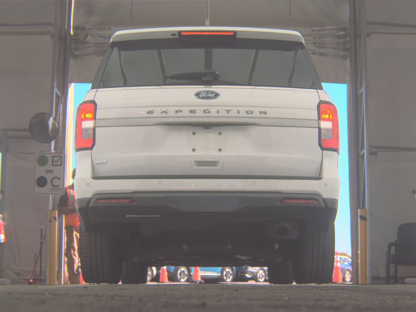 FORD EXPEDITION - 8