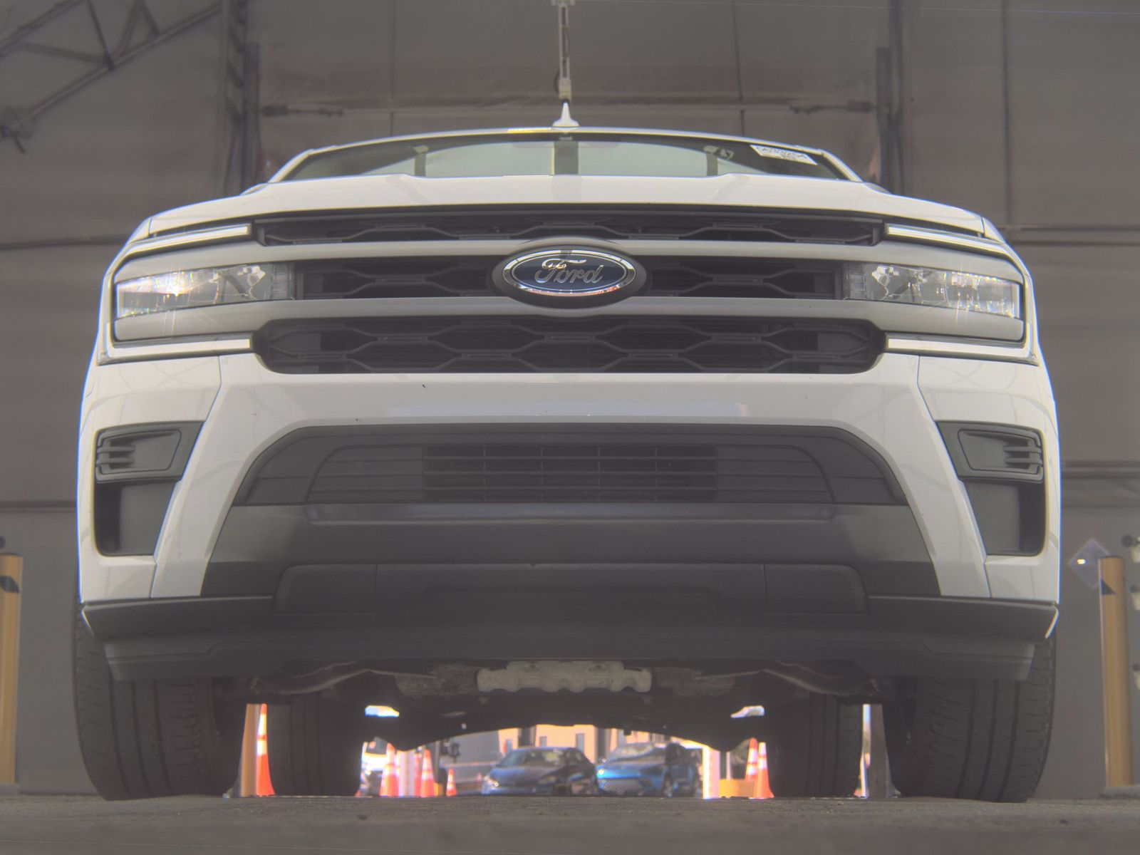 FORD EXPEDITION - 4