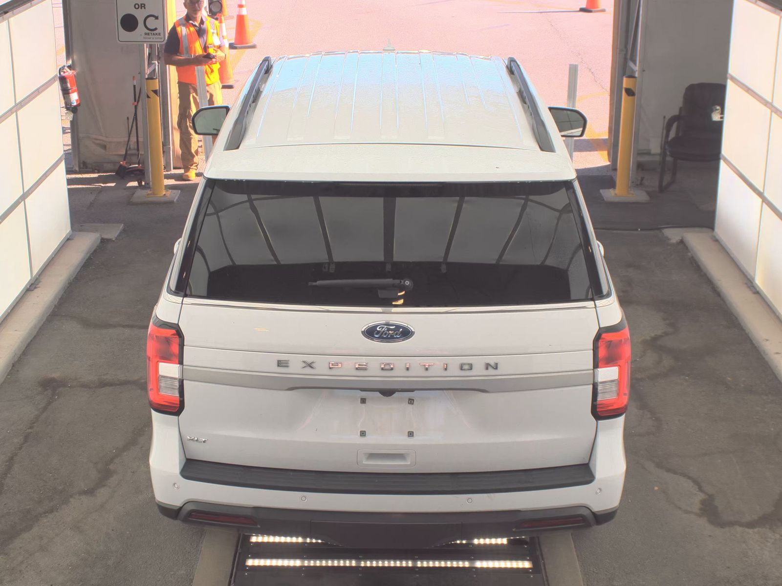 FORD EXPEDITION - 7