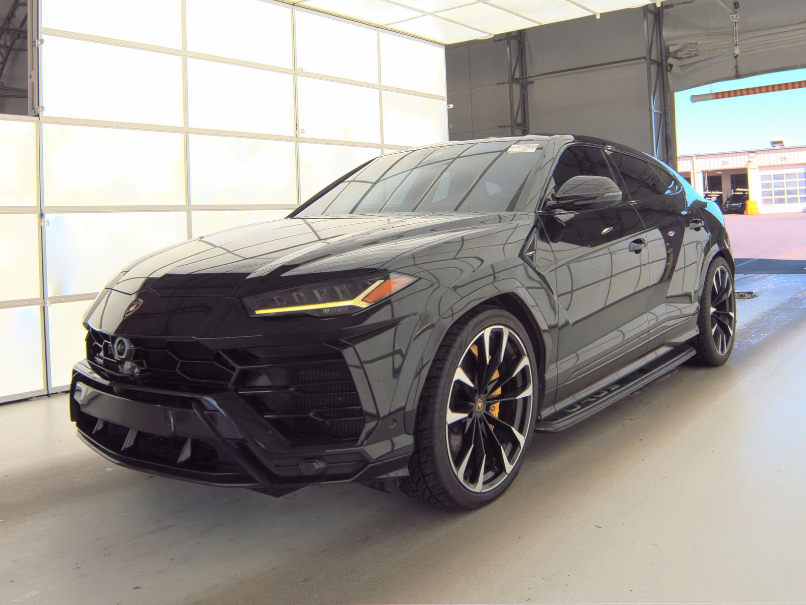 2019 Lamborghini Urus Base AWD