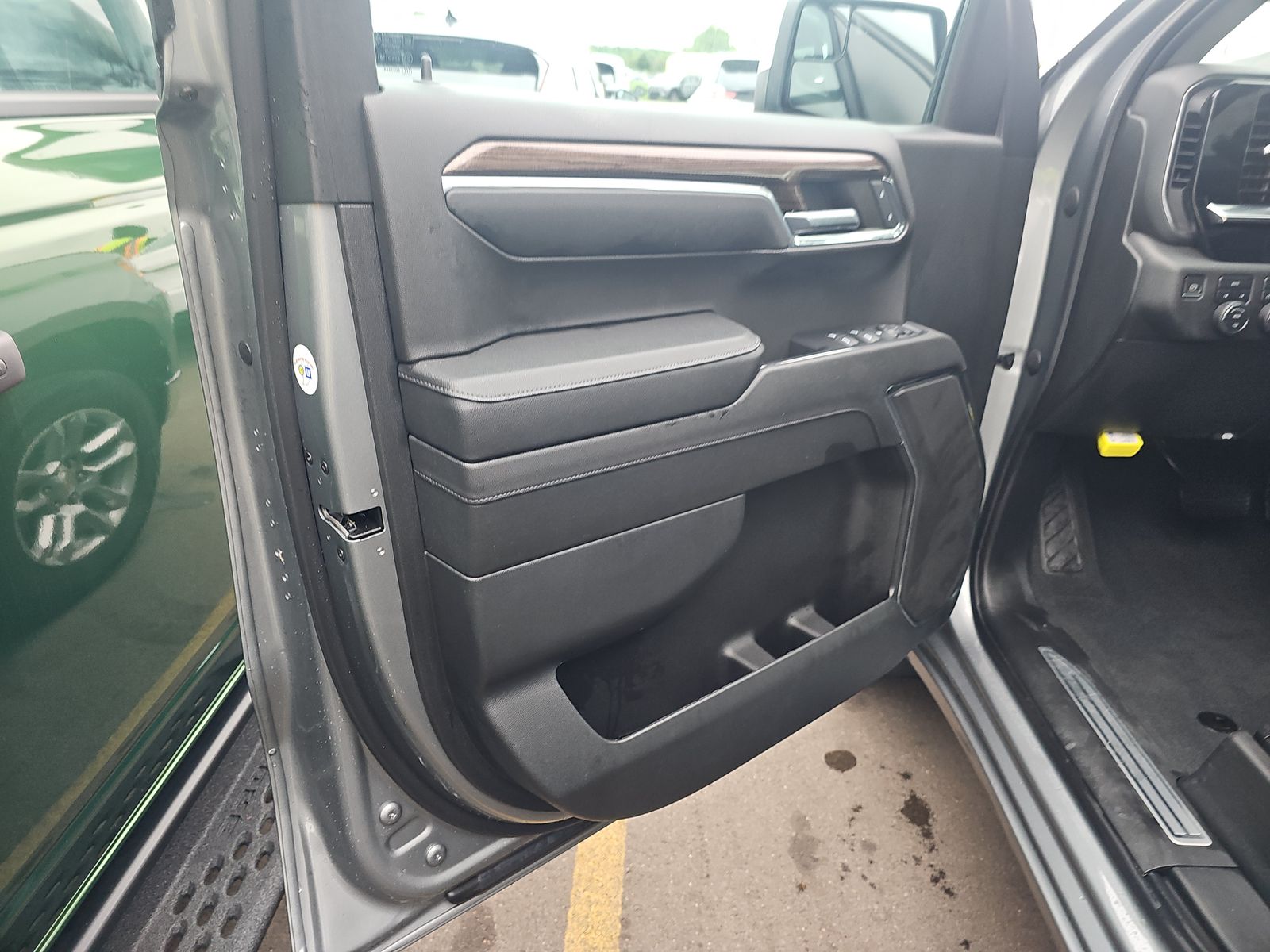 2023 Chevrolet Silverado 1500 LT AWD