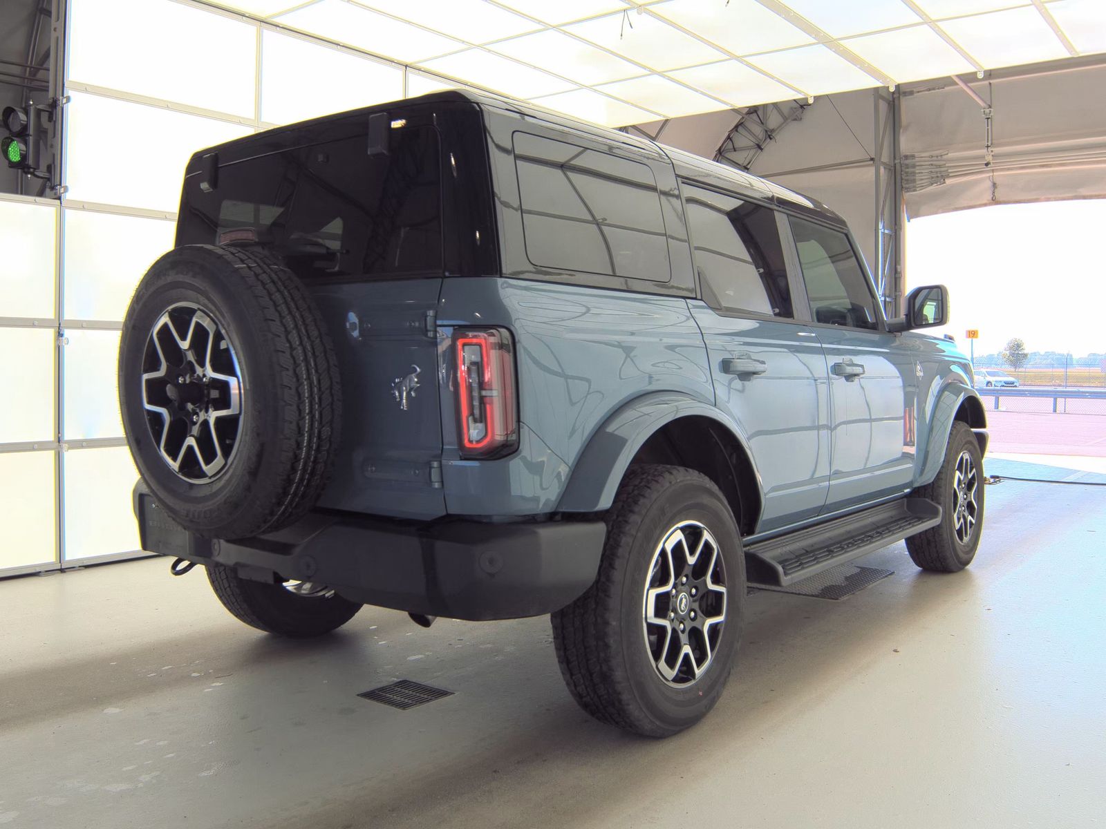 FORD BRONCO - 6