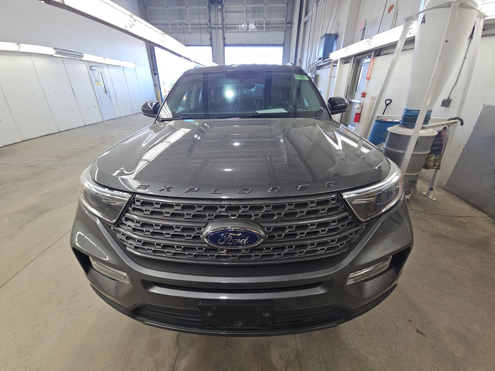 FORD EXPLORER - 3