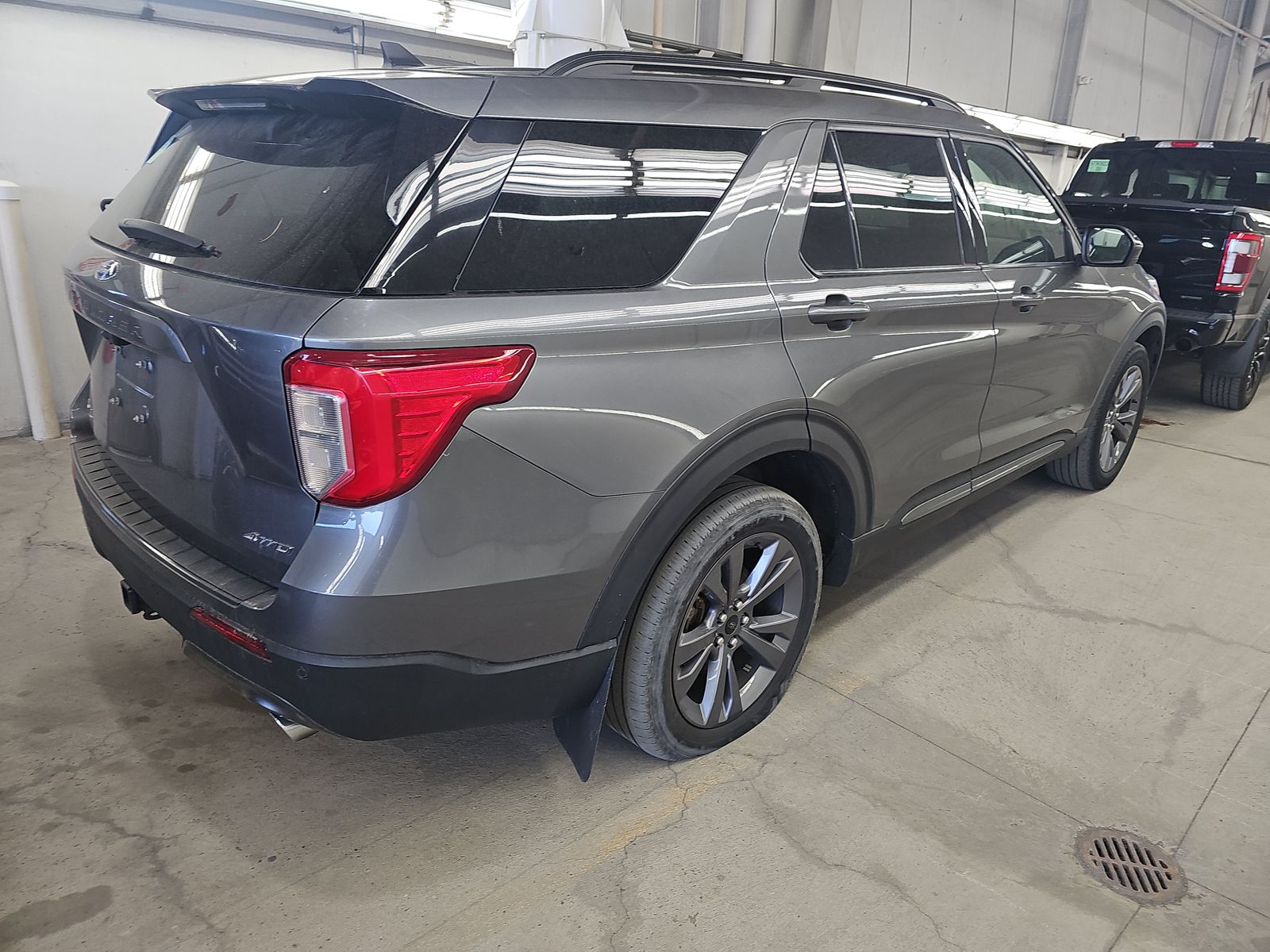 FORD EXPLORER - 5