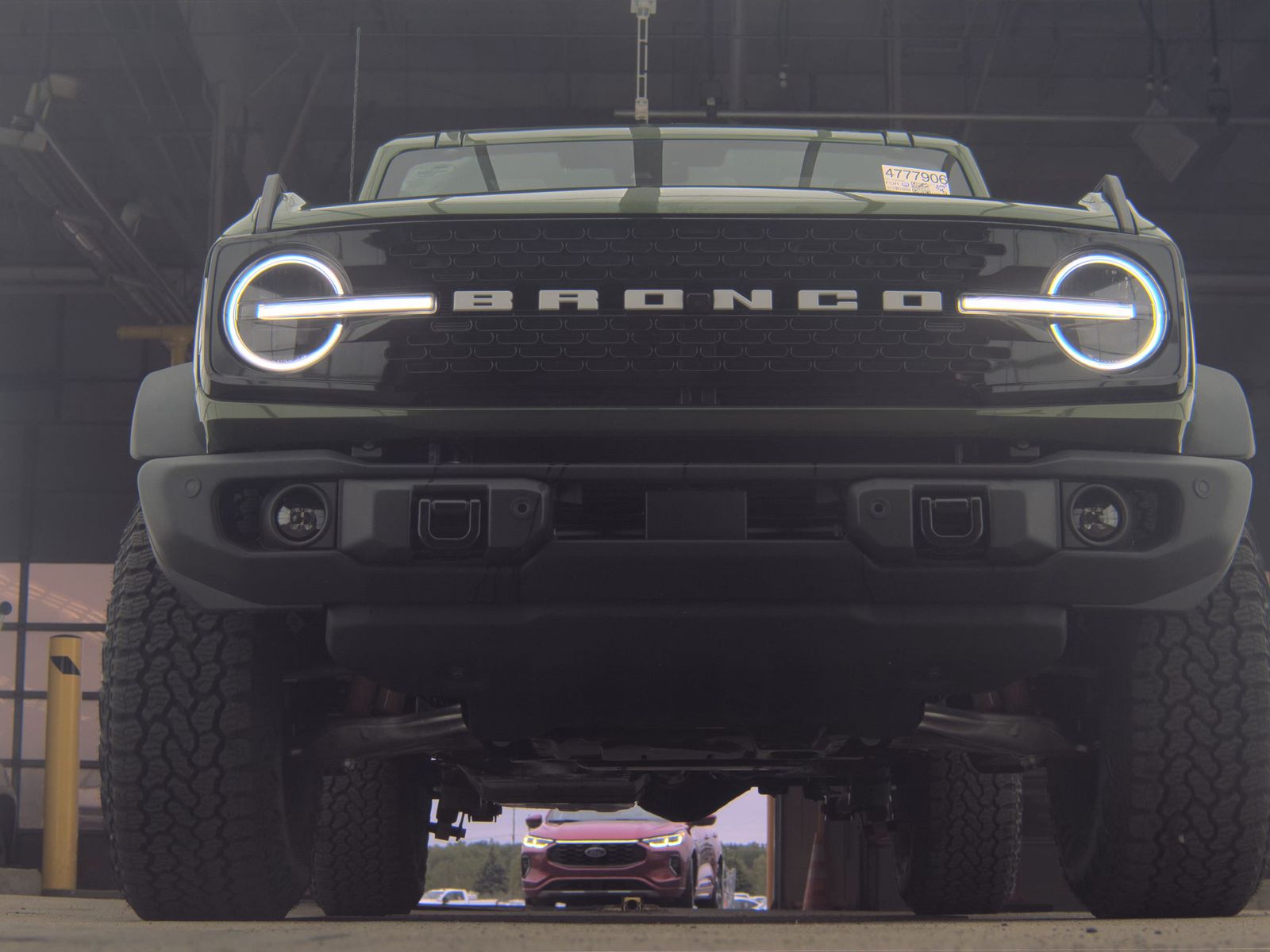 FORD BRONCO - 4