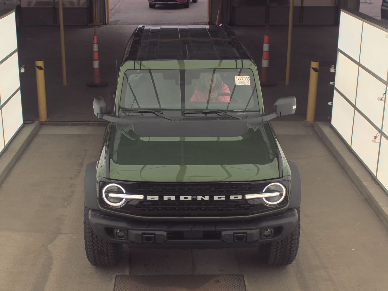 FORD BRONCO - 3