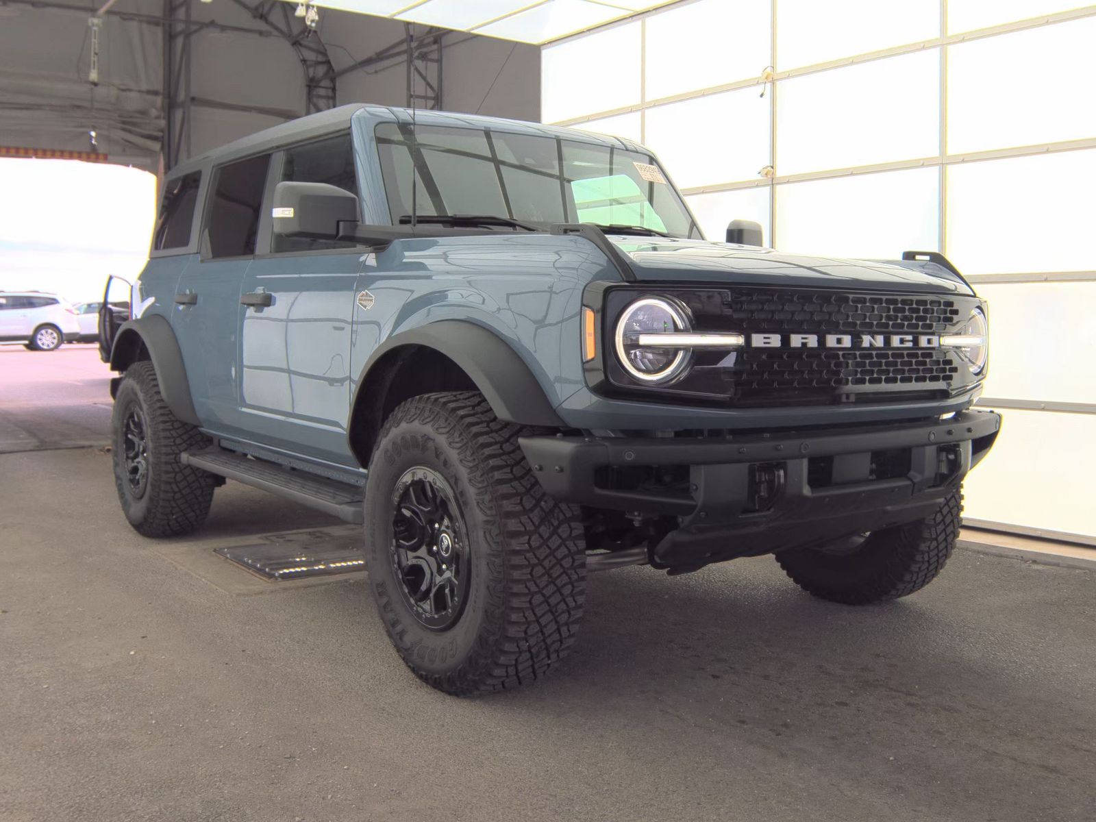 FORD BRONCO - 5
