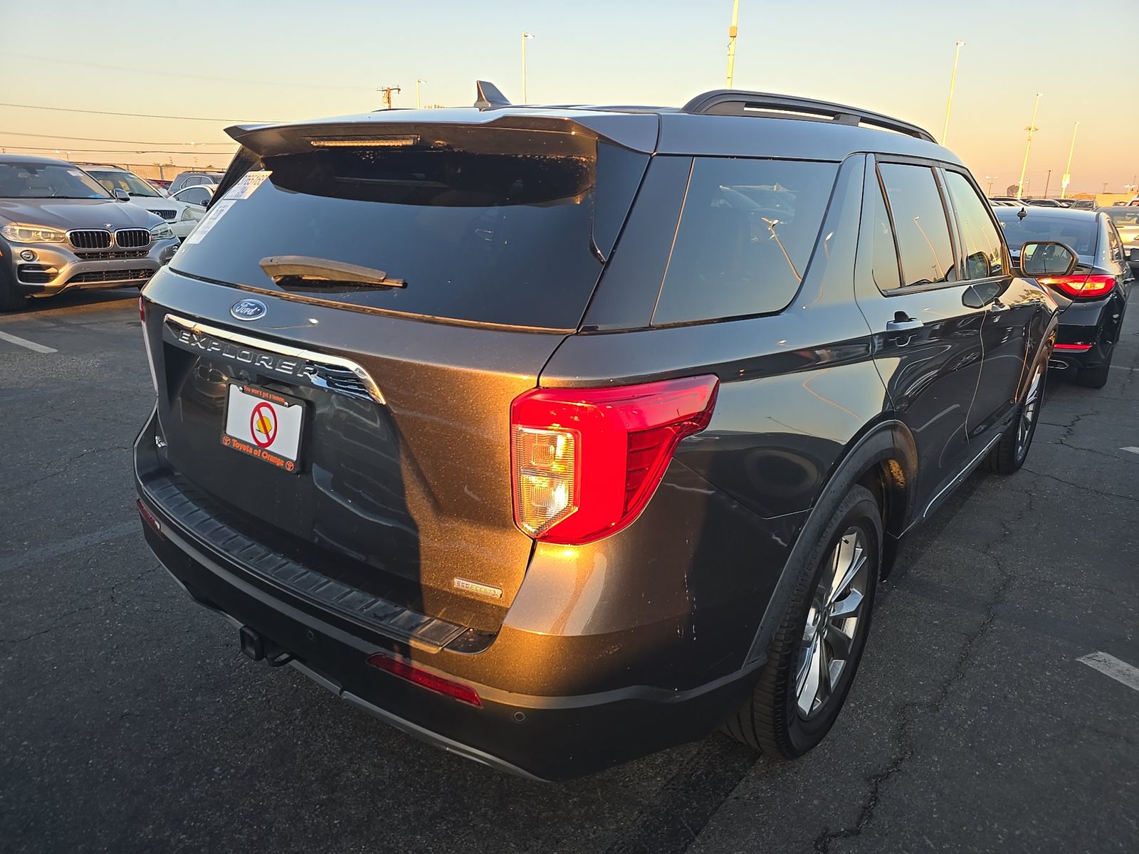 FORD EXPLORER - 5