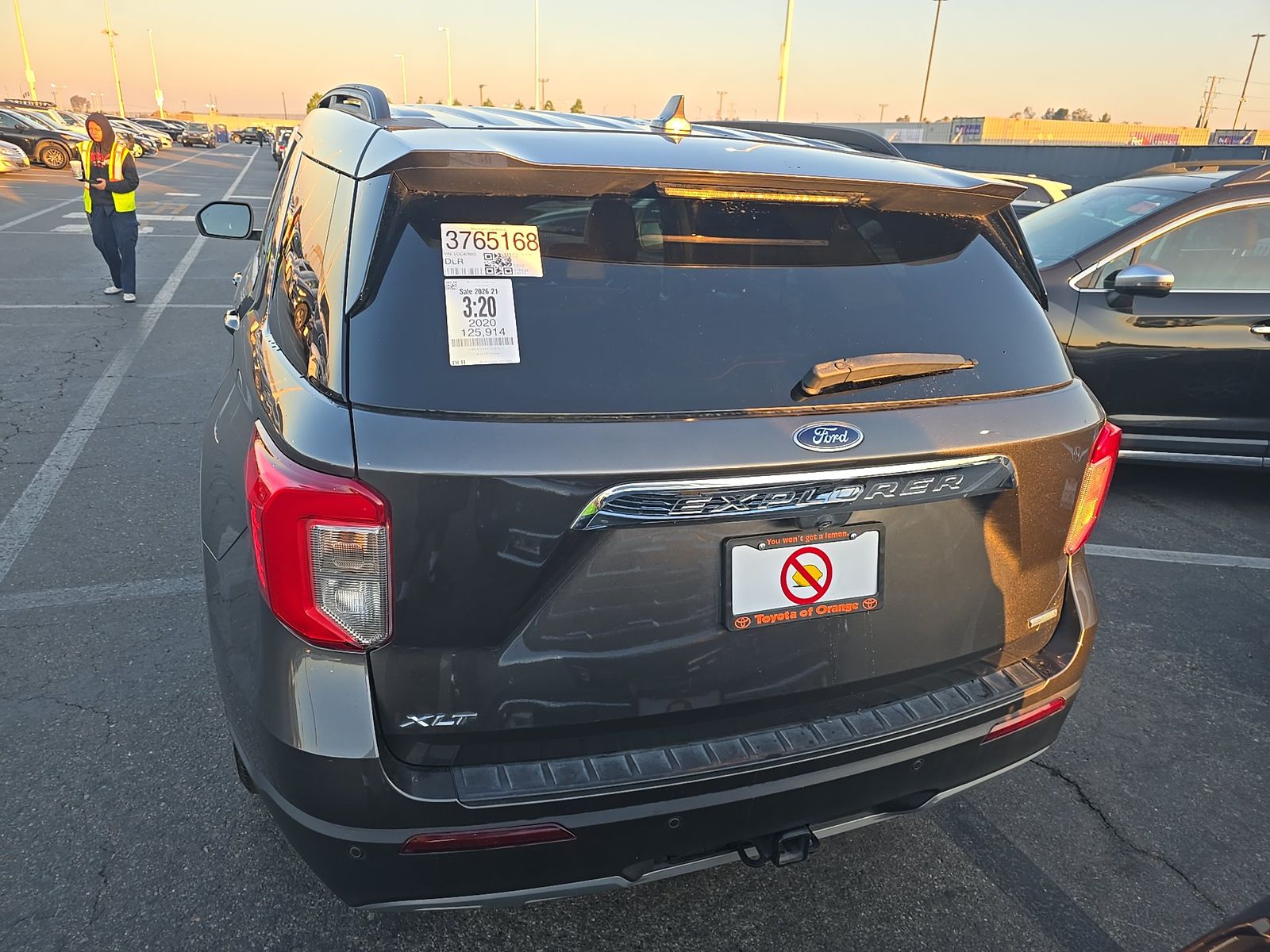 FORD EXPLORER - 6