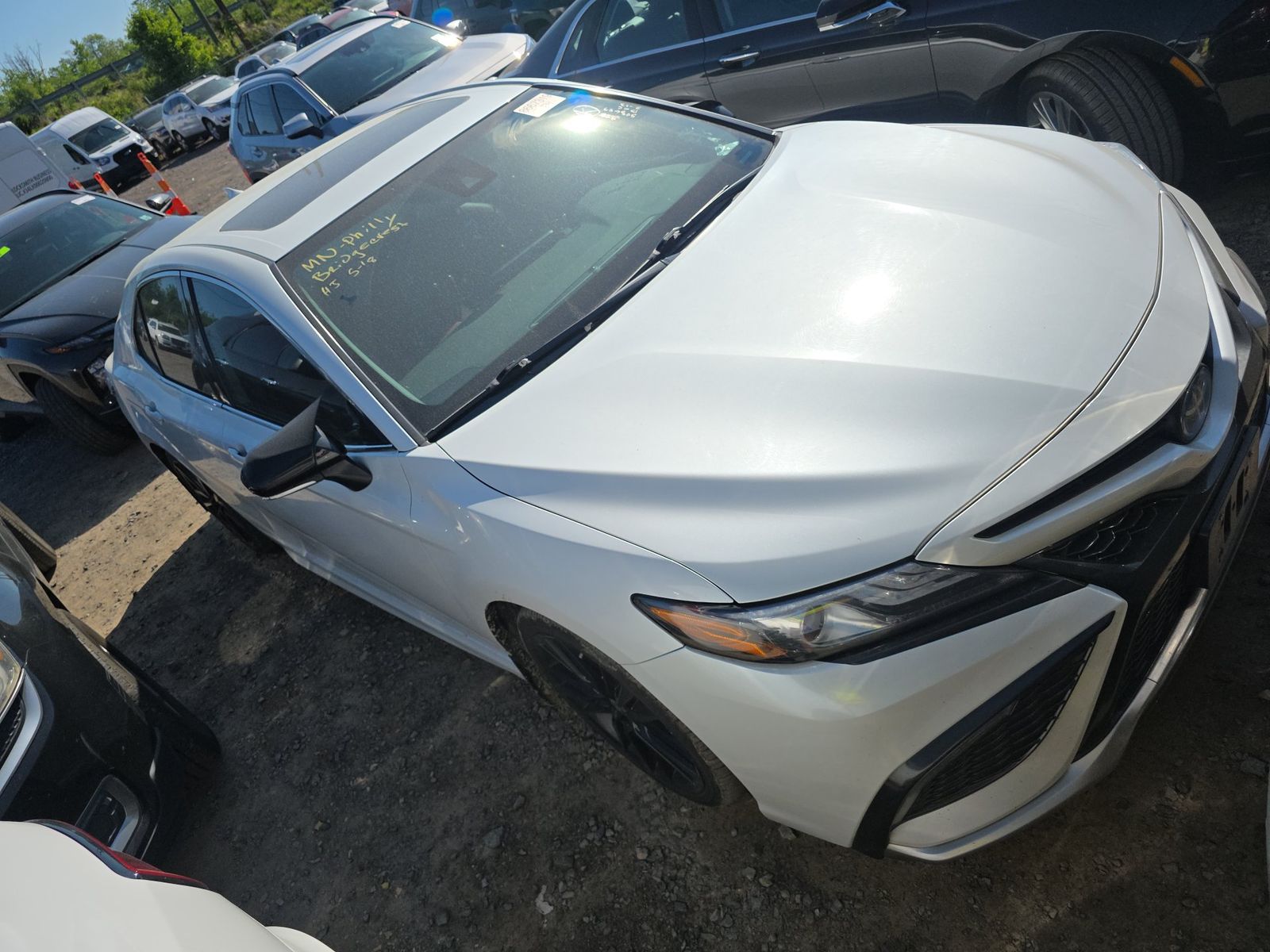 TOYOTA CAMRY - 4