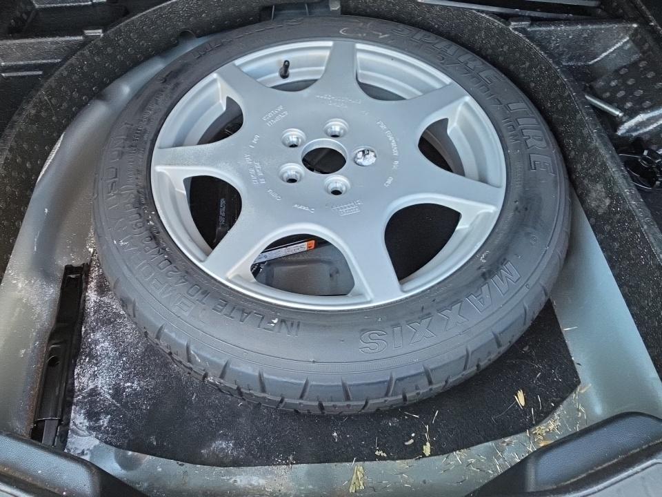 FORD ESCAPE - 8