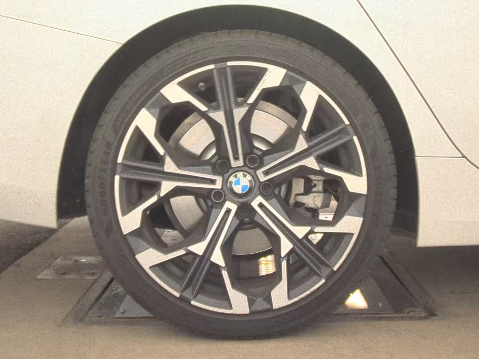 2026 BMW 3 Series 330i xDrive AWD