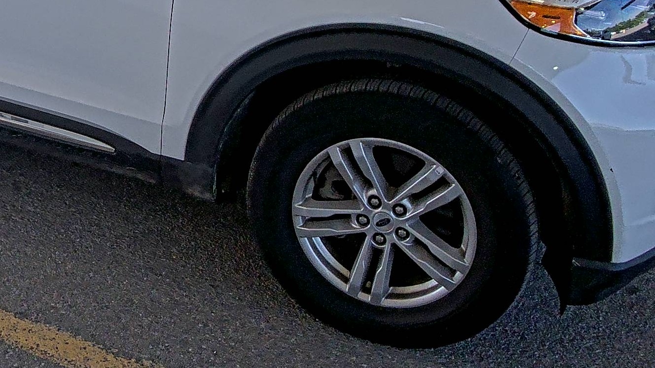 FORD EXPLORER - 9