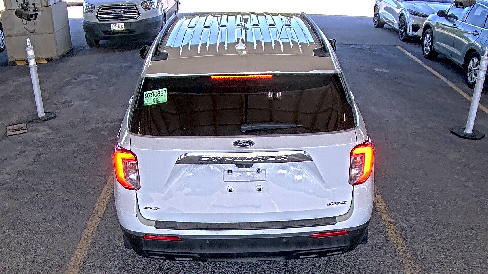 FORD EXPLORER - 6