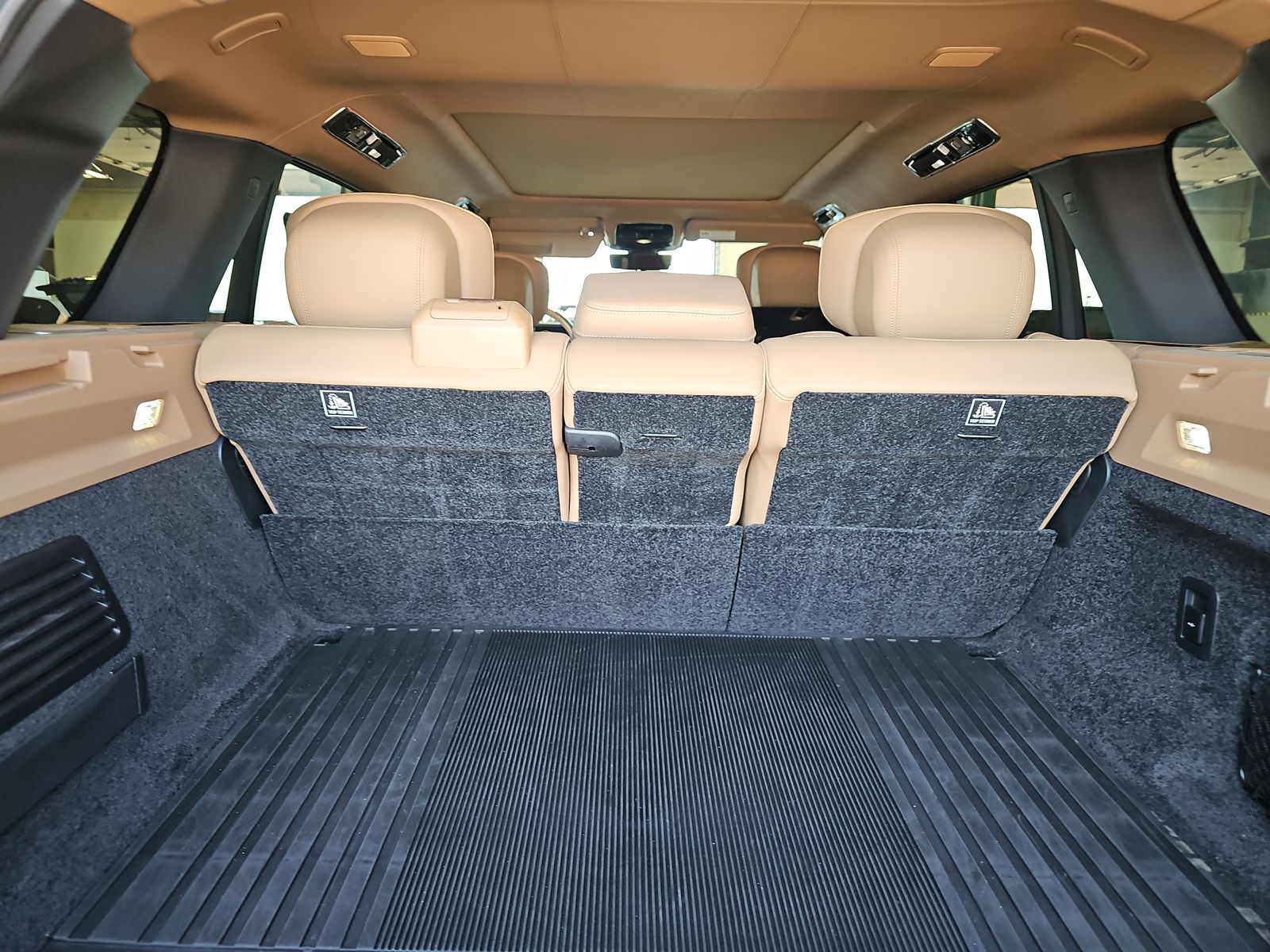 2025 Land Rover Range Rover Autobiography LWB AWD
