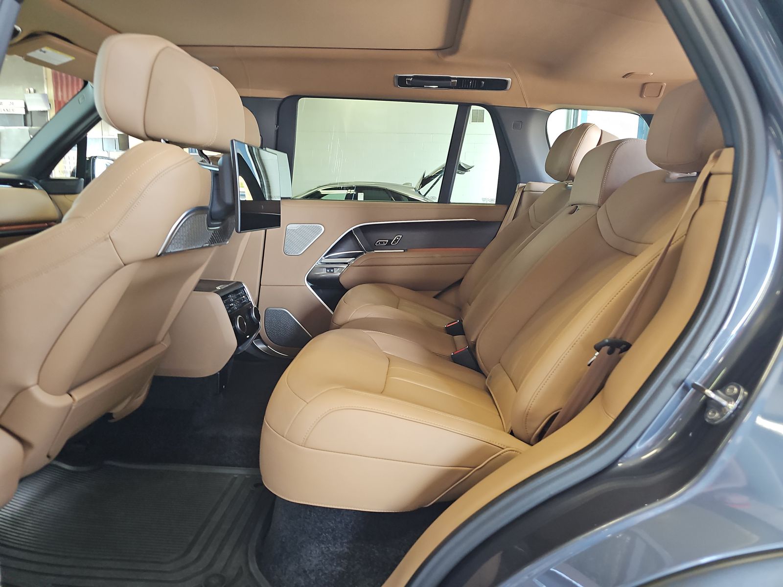 2025 Land Rover Range Rover Autobiography LWB AWD