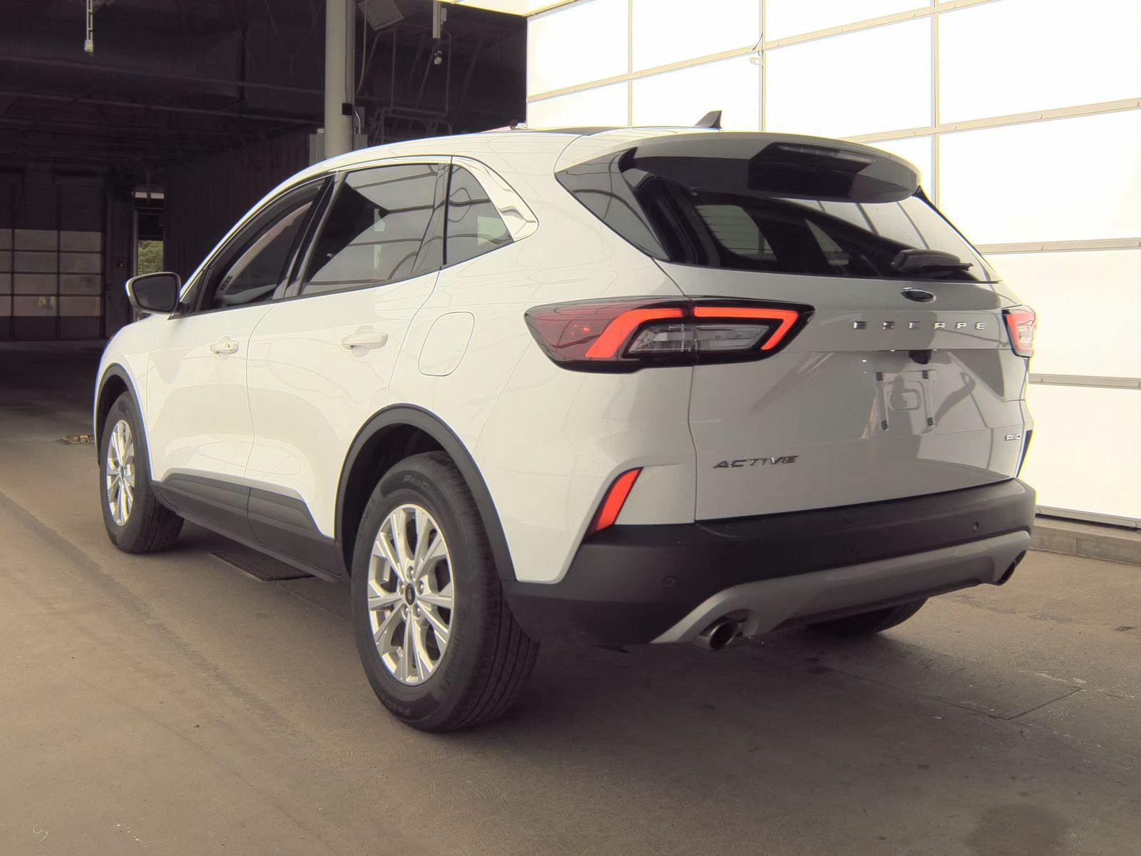 FORD ESCAPE - 9