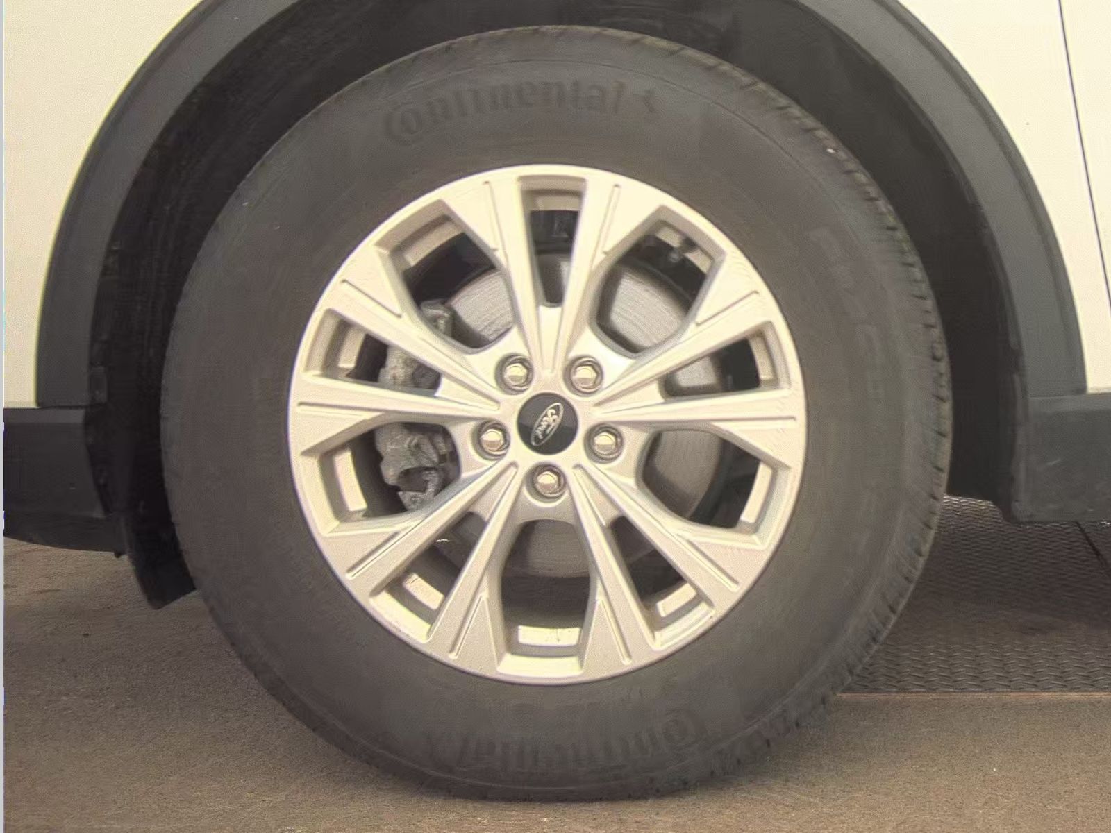 FORD ESCAPE - 10