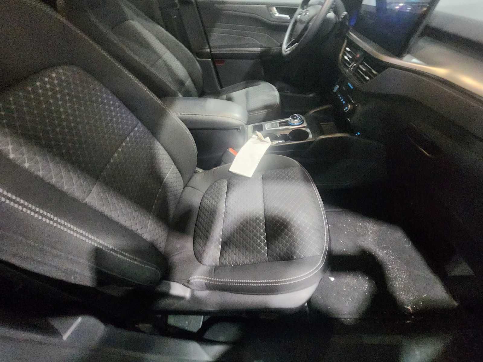 FORD ESCAPE - 3
