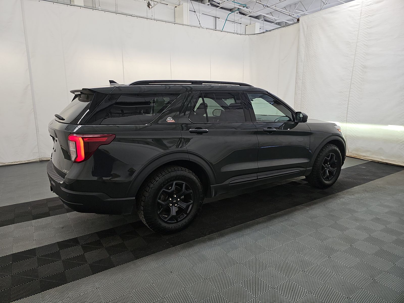 FORD EXPLORER - 5