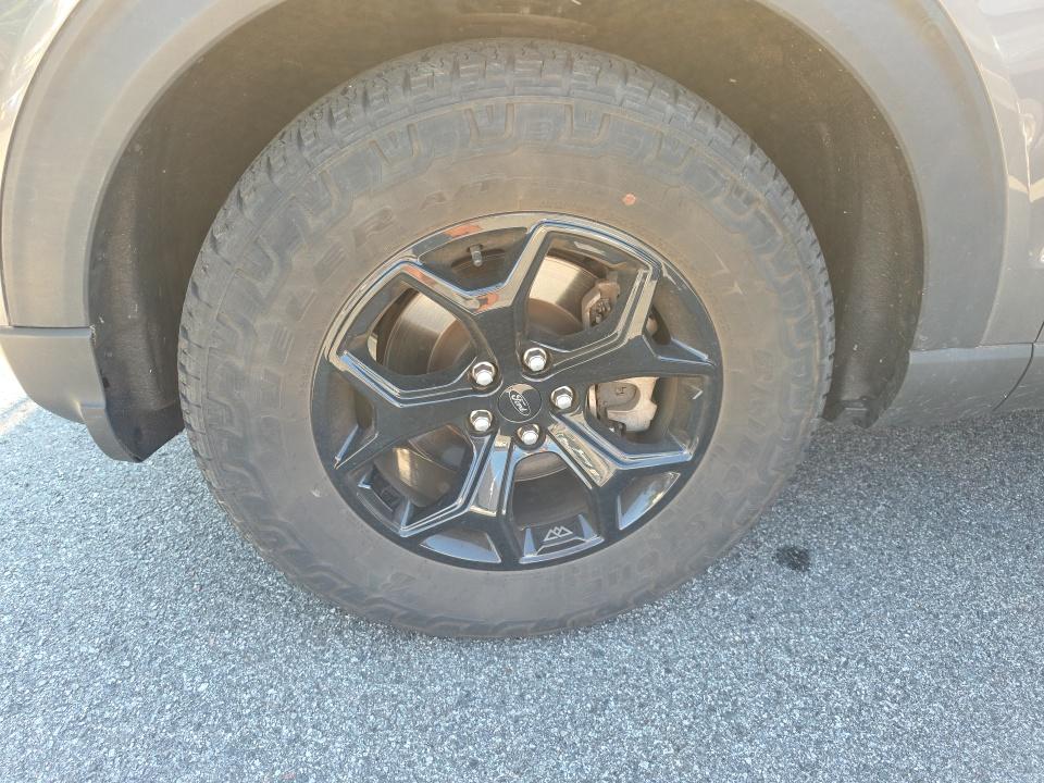 FORD EXPLORER - 9